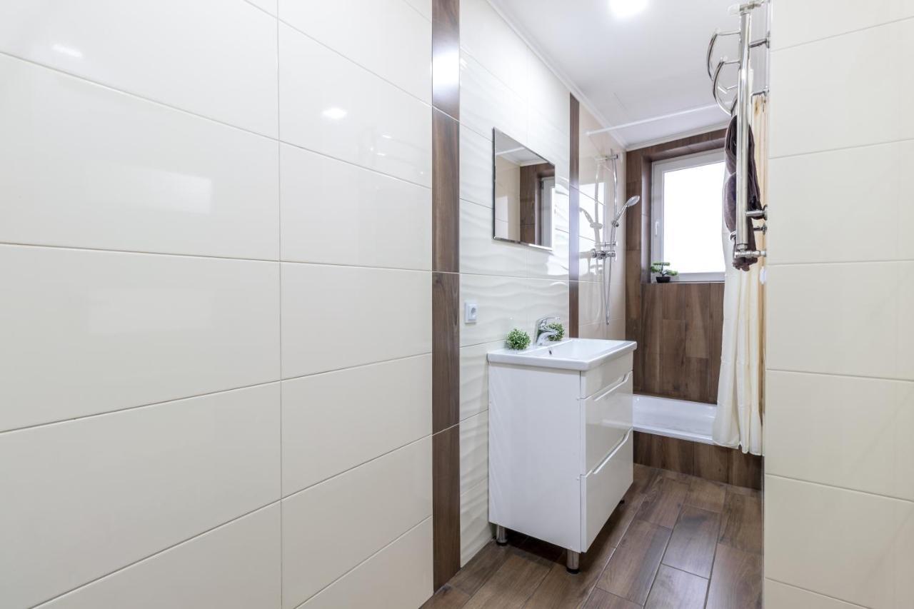 City Center Vip Studio Apartment Lviv Buitenkant foto